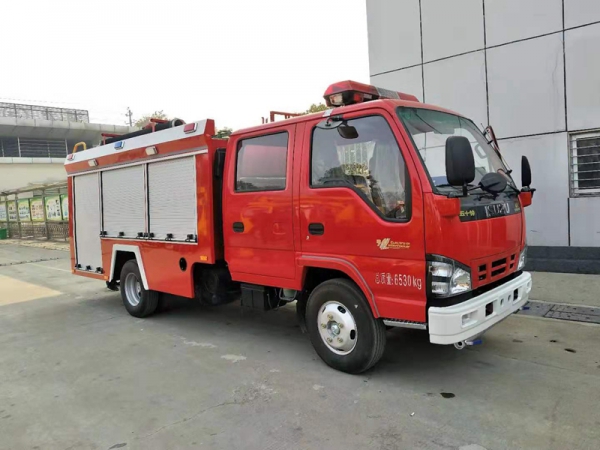 五十鈴700P 3.5噸水罐消防車 五十鈴700P 3.5噸水罐消防車